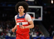 波尔津吉斯陷入低谷，官方宣布新规连败，魔术球队命运悬念！