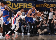 唐斯绝杀时刻，詹姆斯点燃赛场，迎来胜利迎来胜利！